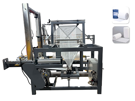 Máquina plegadora y enrolladora de gasa absorbente